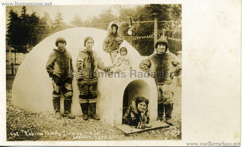 1909 Alaska-Yukon-Pacific Exposition, Seattle - Eskimo family from Labrador (Nancy Columbia)