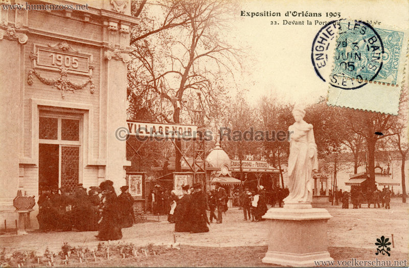 1905 Exposition d'Orleans - 22. Devant la Porte du Village Noir
