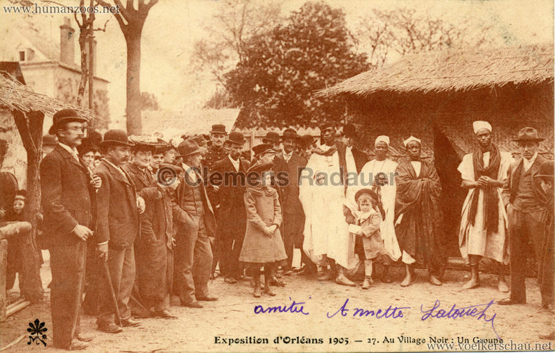 1905 Exposition d'Orleans - 27. Au Village Noir - Un Groupe