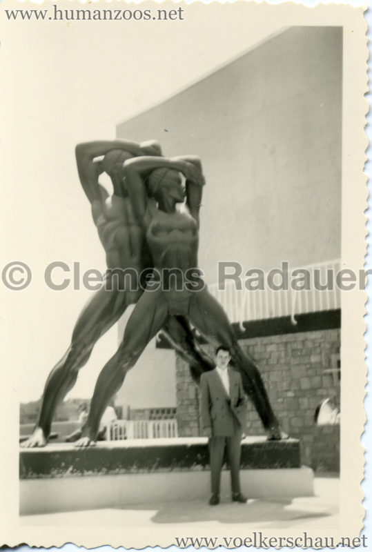 1958 Exposition Universelle Bruxelles - Afrikanische Statuen 1
