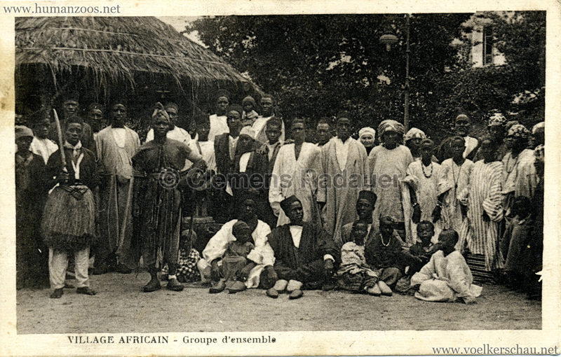 Village Africain - Groupe d'ensemble