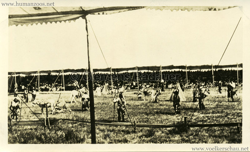 1912.08.03 Buffalo Bill's Wild West Noth Plate Neb. - Tepee Place:Race VS