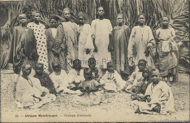 1912 L'Afrique Mystérieuse - Jardin d'Acclimatation - 52. Groupe d'enfants 2
