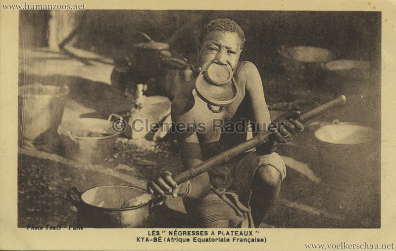 1929 (?) Les negresses à plateaux Afrique Equatoriale Francaise 16