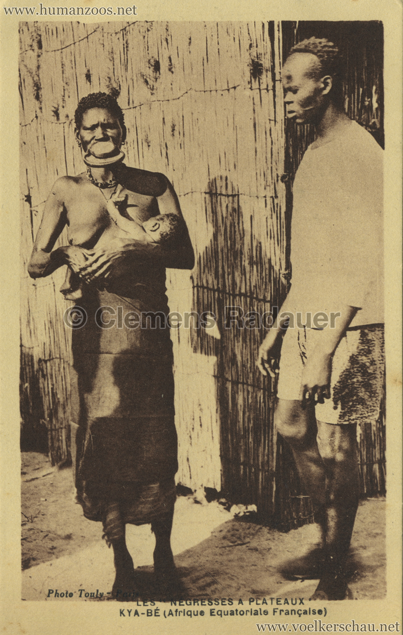 1929 (?) Les negresses à plateaux Afrique Equatoriale Francaise 19