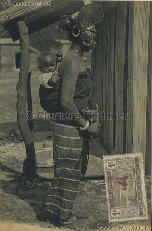 1914 Jardin d'acclimatation - ND Femme Foula et son enfant